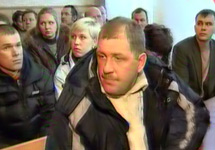 Олег Щербинский в заде суда. Кадр РТР