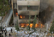Погром Датского посольства в Дамаске. Фото с сайта dagbladet.no