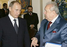 Владимир Путин и Зураб Церетели. Фото АР