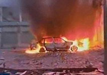 Беспорядки в Бенгази (Ливия).  С сайта YahooNews