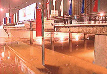 Затопленное Рублевское шоссе. Кадр НТВ