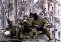 Военнослужащие в Чечне. Фото с сайта www.bloter.ru