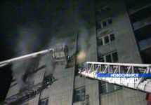 Пожар в общежитии Новосибирска. Кадр Вестей