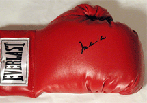 Боксерская перчатка. Фото с сайта www.sportsgalleryweb.com