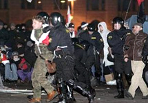 Разгон митинга оппозиции в Минске. Фото АР