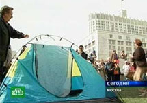 Палаточный лагерь участников акции протеста дольщиков. Кадр НТВ