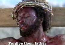 Чернокожий актер в роли Христа. Кадр из фильма "Цвет креста"