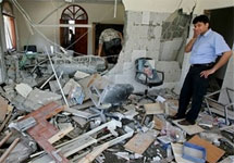 Офис палестинского премьера после ракетного удара. Фото АР
