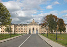 Дворец Стрельна. Фото с сайта www.favorit-travel.ru