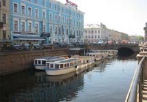 Река Фонтанка. Фото с сайта www.samson-reki.spb.ru