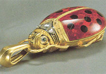 Золотые часы, XIX век. Украденный из Эрмитажа экспонат. Фото с сайта  www.hermitagemuseum.org