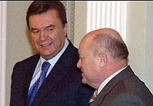 Виктор Янукович и Михаил Фрадков. Фото АР (архив)