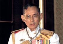 Король Таиланда Пумипон Адульядет. Фото с сайта chiangmai-chiangrai.com.