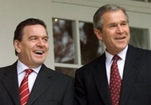 Герхард Шредер и Джордж Буш. Фото АР