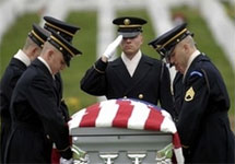 Арлингтон. Похороны погибшего в Ираке сержанта армии США . Фото АР