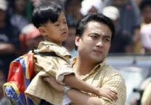 Манила. Освобожденный заложник. Фото с сайта YahooNews
