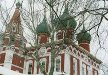 Купола церкви. Фото с сайта www.ntrust.ru