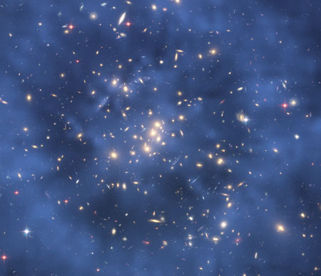 Скопление Cl 0024+17 с кольцом из темной материи. Изображение NASA, ESA, M.J. Jee and H. Ford (Johns Hopkins University) с сайта www.nasa.gov