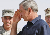 Джордж Буш в Ираке. Фото АР