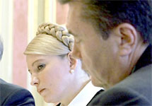 Юлия Тимошенко и Виктор Янукович. Фото с сайта Lenta.Ru