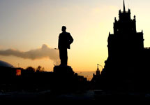Триумфальная площадь. Фото с сайта allo495.ru