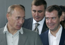 Дмитрий Медведев и Владимир Путин. Фото с сайта news.img.com.ua