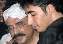 Муж и сын Беназир Бхутто. Фото с сайта ВВС