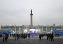Каток на Дворцовой площади. Фото с его официального сайта