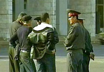 Киргизская милиция. Фото с сайта NEWSru.com