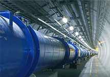 Туннель ускорителя большого адронного коллайдера. Фото с сайта CERN