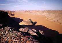 Горное плато Гильф-эль-Кебир. Фото с сайта khalifaexp.com