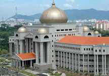 Здание Верховного суда Малайзии. Фото с сайта www.jkr.gov.my