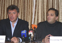 Борис Немцов и Владимир Милов. Фото с сайта nemtsov.ru