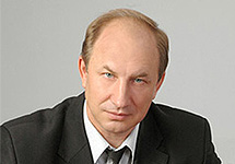 Сергей Обухов, секретарь ЦК КПРФ. Фото russianamerica.com
