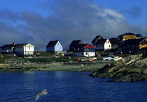 Рыбацкий поселок в Гренландии. Фото с сайта www.dic.academic.ru