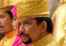 Султан Брунея. Фото с сайта Newsru.co.il