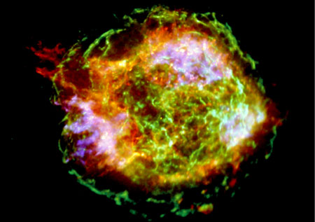 Изображение остатка сверхновой Кассиопея А по данным "Чандры" (Credit: NASA)