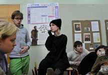 На съемках сериала "Школа". Фото с сайта www.shkola-fan.ru