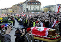 Прощание с Лехом Качиньским. Фото BBC.