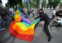 Разгон гей-парада в Минске. Фото kpax.livejournal.com
