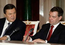 Дмитрий Медведев и Виктор Янукович. Фото с сайта www.aif.ru