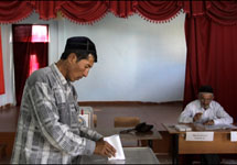 Референдум в Киргизии. Фото с сайта www.bbc.co.uk 
