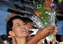 Освобождение Аум Сан Су Чжи. Фото AP
