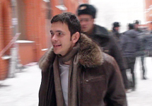 Илья Яшин перед судом 2 декабря 2011 г. Кадр Грани-ТВ