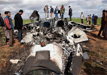 Разбившийся истребитель ВВС США в Ливии. Фото The Telegraph