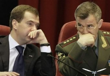 Дмитрий Медведев и Рашид Нургалиев. Фото с сайта hotel-gasthof-negele.com