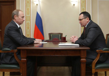 Владимир Путин и Николай Федоров. Фото с сайта sovch.chuvashia.com
