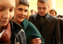 Сотрудники ФСО задерживают студентов в МГУ. Фото "Радио Свобода" 