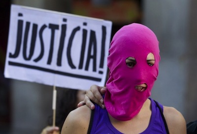 Акция в защиту Pussy Riot в Мадриде. Фото с сайта ma-zaika.ru