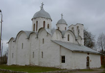 Собор Иоанна Предтечи во Пскове. Фото с сайта Соборы.Ру